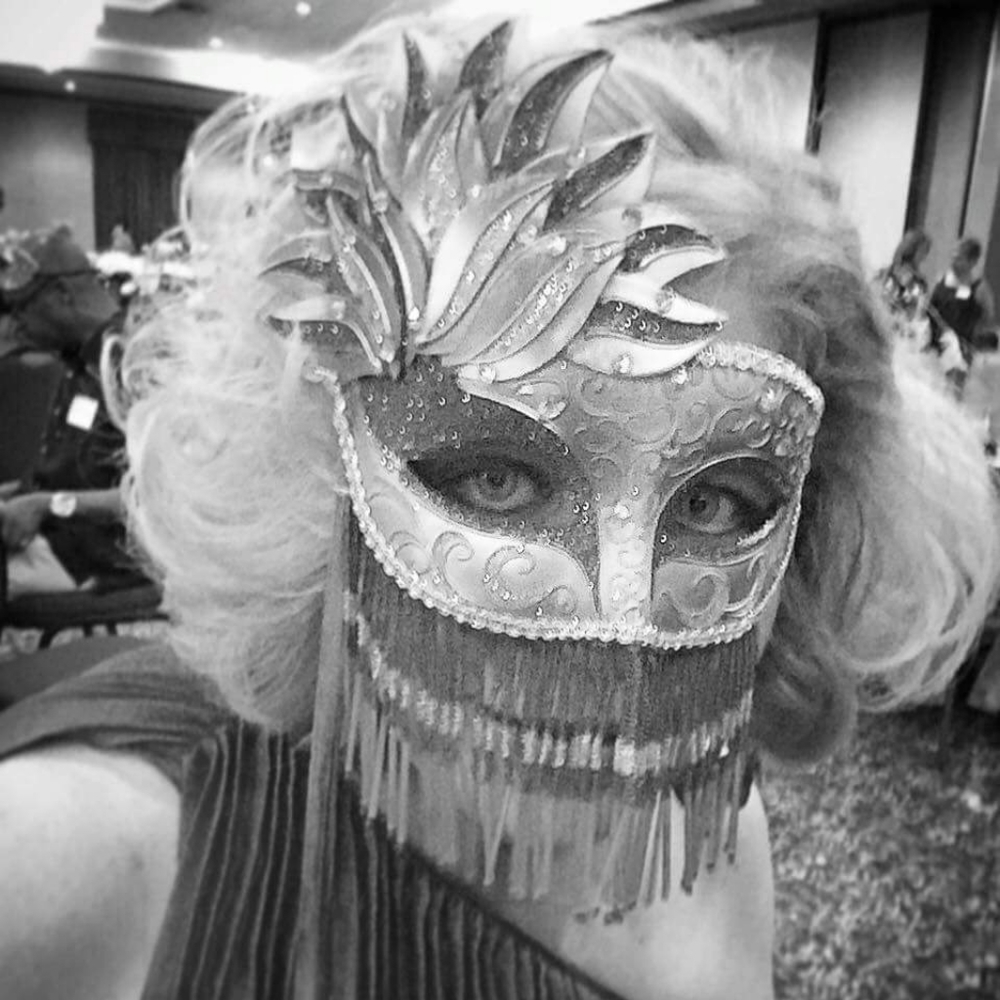 Meet your Posher, Kelly